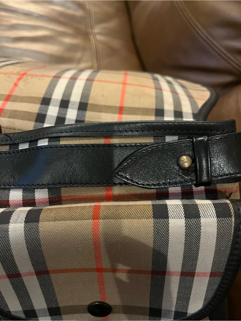 Vintage Burberrys Unisex Classic Plaid Messenger Bag - Beige with Black Trim